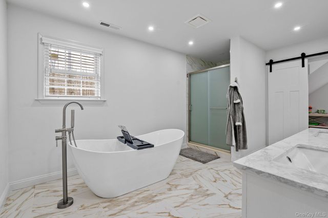 159 Rombout Road, Poughkeepsie, NY 12603