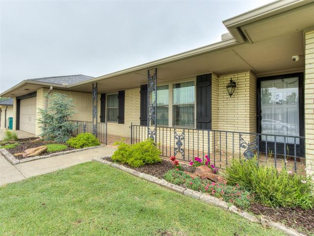 11017 NW 116th Street, Yukon, OK 73099