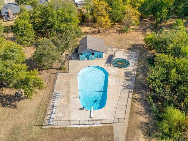 11017 NW 116th Street, Yukon, OK 73099