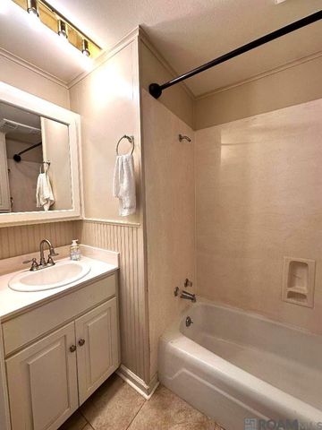 9754 Plank Rd, Clinton, LA 70722