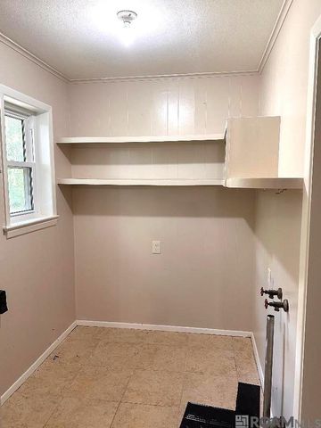 9754 Plank Rd, Clinton, LA 70722