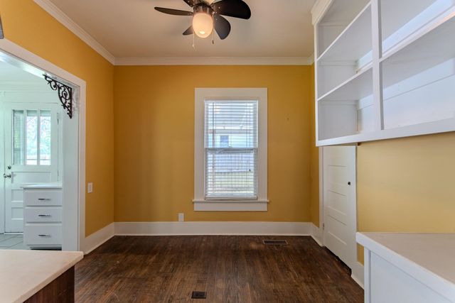 70 PICKWICK ST, Savannah, TN 38372