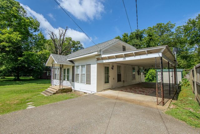 70 PICKWICK ST, Savannah, TN 38372