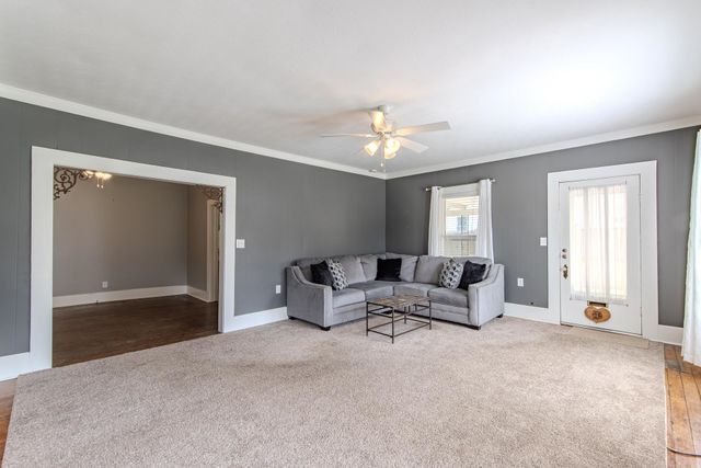 70 PICKWICK ST, Savannah, TN 38372