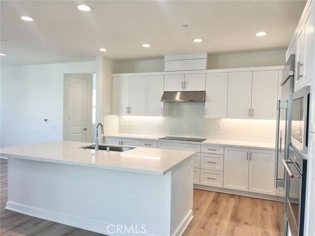 10765 Citrus Drive, Ventura, CA 93004