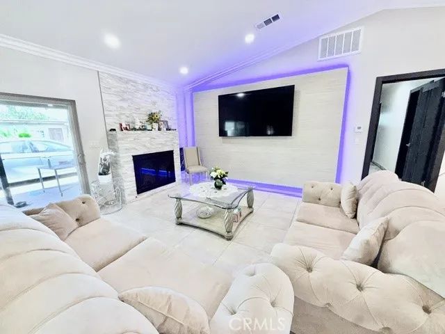 16641 Parthenia, North Hills, CA 91343