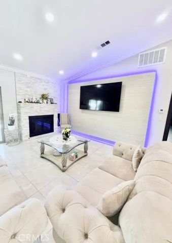16641 Parthenia, North Hills, CA 91343