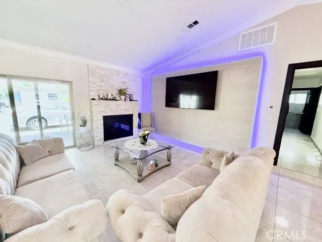 16641 Parthenia, North Hills, CA 91343