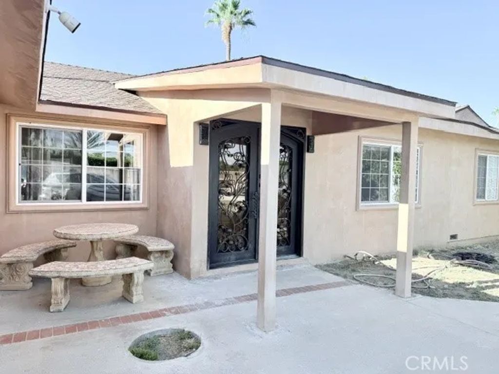 16641 Parthenia, North Hills, CA 91343
