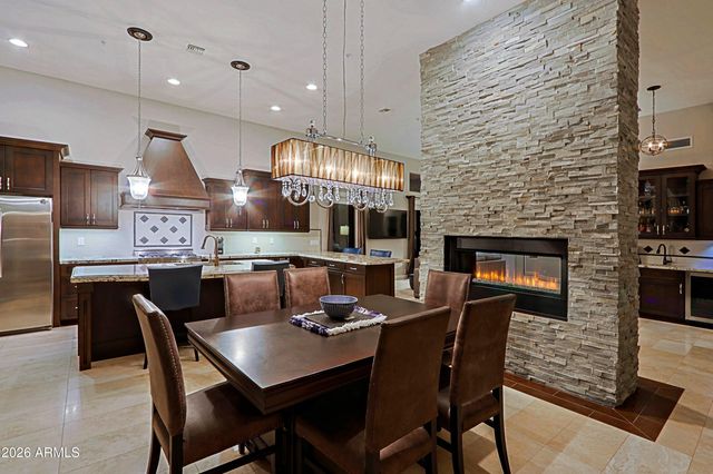 32659 N 70TH Street, Scottsdale, AZ 85266