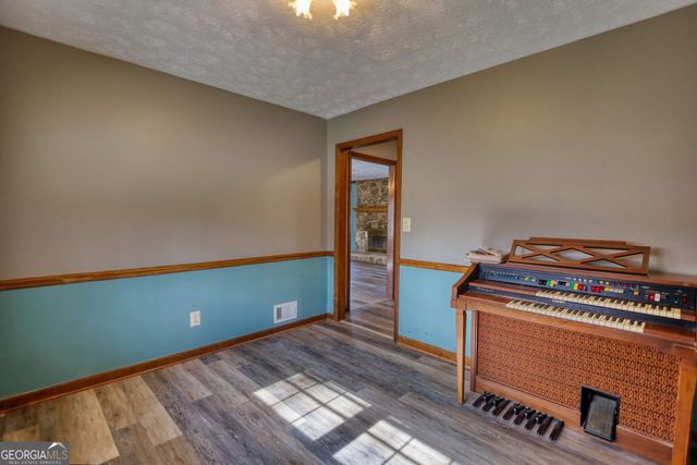 2289 Amberbrook Drive SW, Conyers, GA 30094