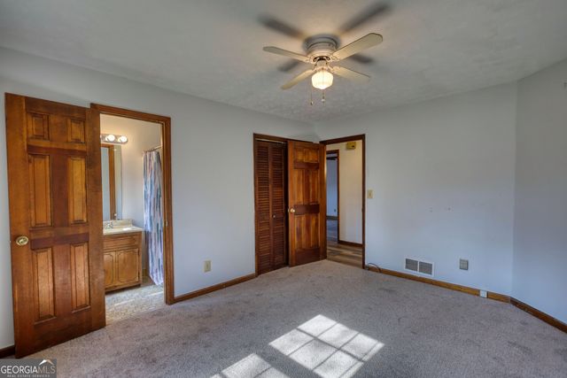 2289 Amberbrook Drive SW, Conyers, GA 30094