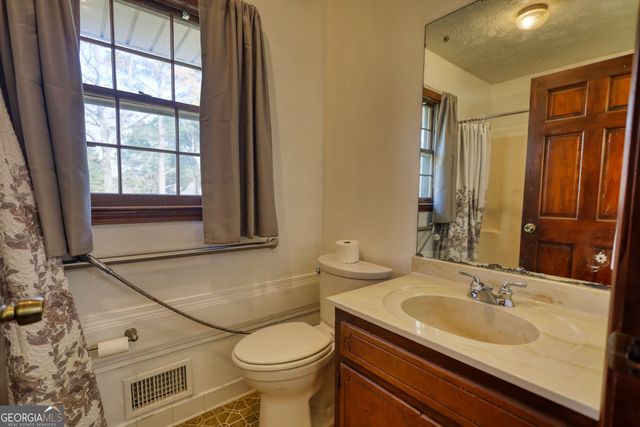 2289 Amberbrook Drive SW, Conyers, GA 30094