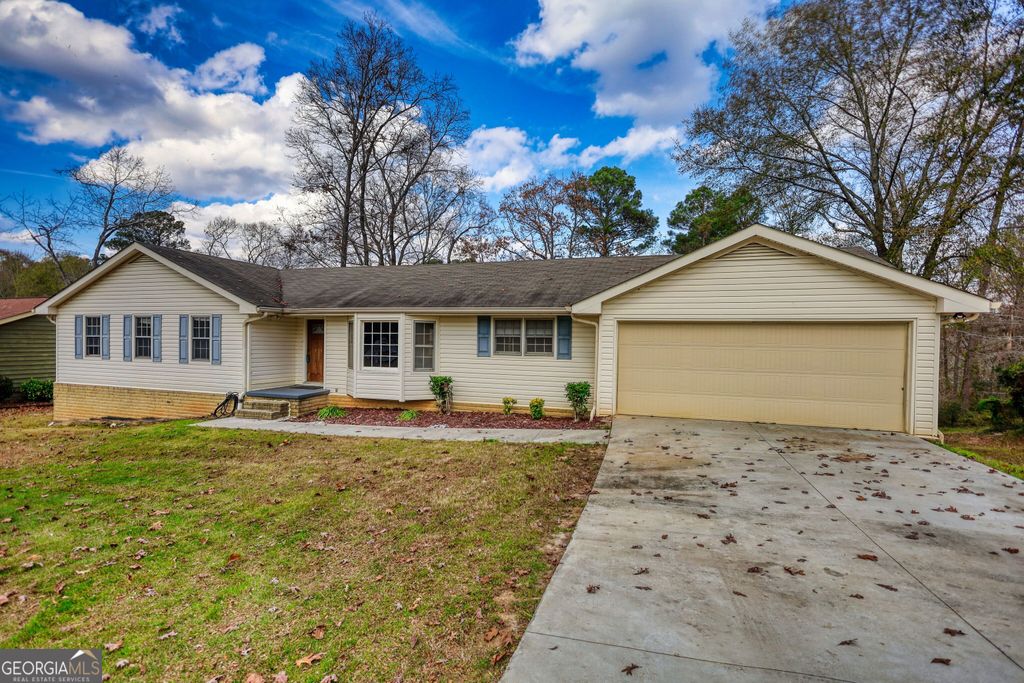 2289 Amberbrook Drive SW, Conyers, GA 30094