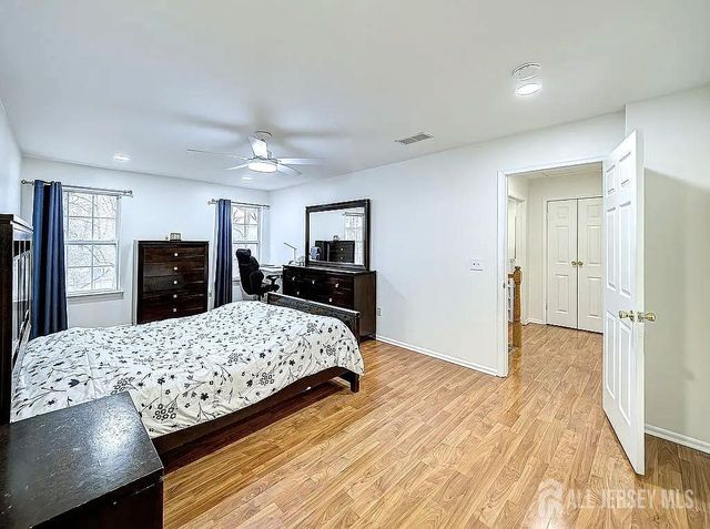 351 Bowler Court, Piscataway, NJ 08854
