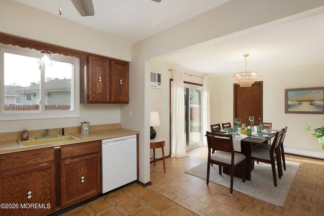 253 Forest Avenue, Middletown, NJ 07748