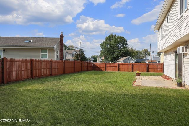 253 Forest Avenue, Middletown, NJ 07748