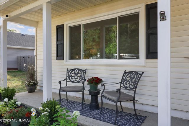 253 Forest Avenue, Middletown, NJ 07748