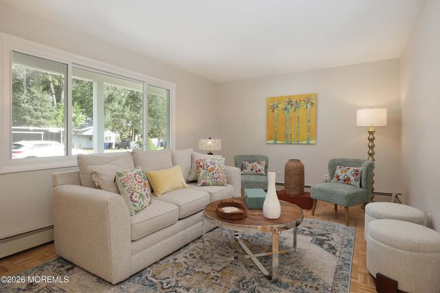 253 Forest Avenue, Middletown, NJ 07748