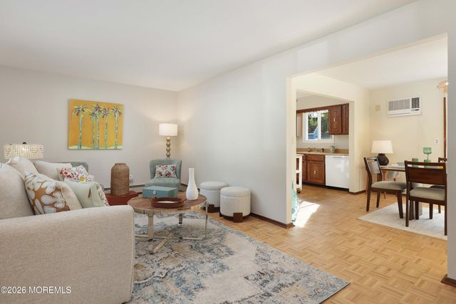 253 Forest Avenue, Middletown, NJ 07748