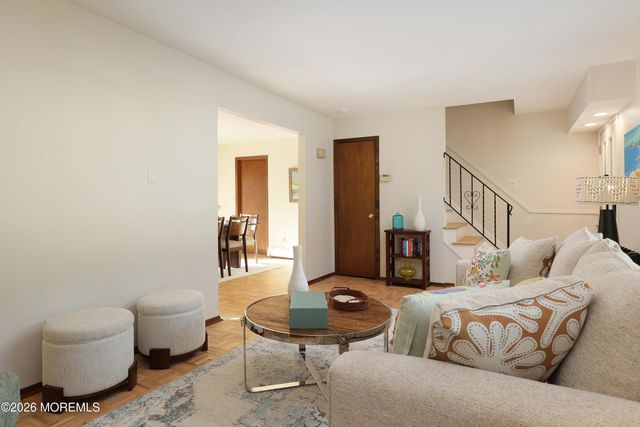253 Forest Avenue, Middletown, NJ 07748