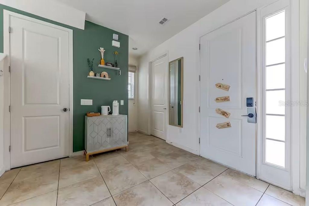 Image 6 of property listing at 2662 ROADSTER LANE, Kissimmee, FL 34746