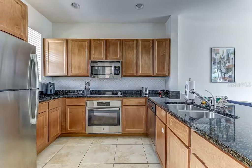 Image 10 of property listing at 2662 ROADSTER LANE, Kissimmee, FL 34746