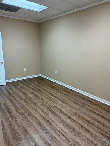 701 Ashley Drive, 721, Crestview, FL 32536