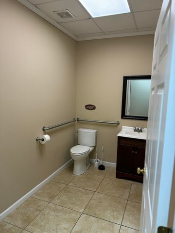 701 Ashley Drive, 721, Crestview, FL 32536