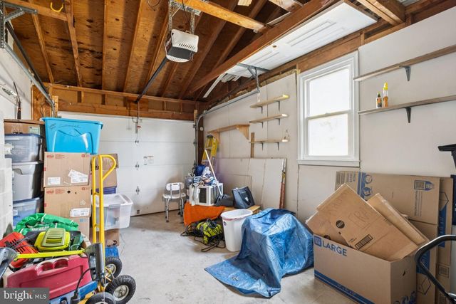 1751 BRISTOL OXFORD VALLEY RD, Levittown, PA 19057