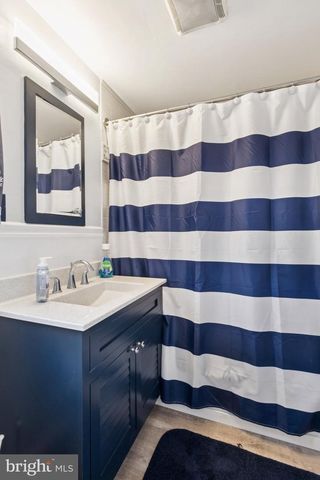 1751 BRISTOL OXFORD VALLEY RD, Levittown, PA 19057