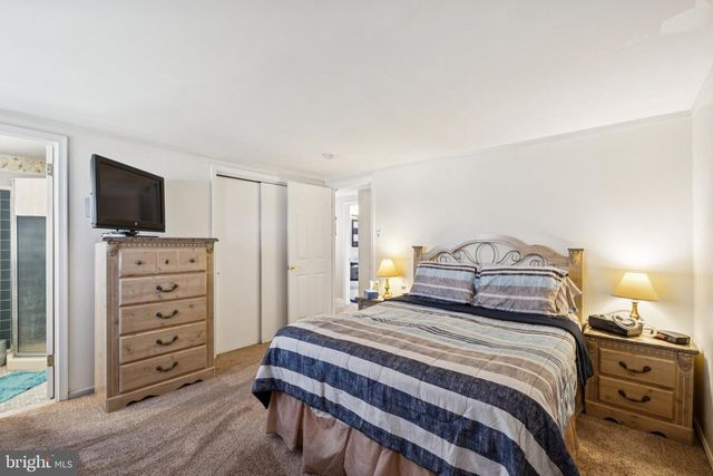 1751 BRISTOL OXFORD VALLEY RD, Levittown, PA 19057