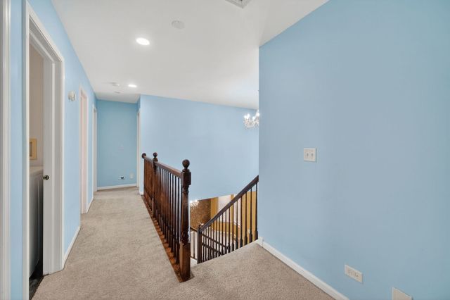 2743 ROURKE Drive 2743, Aurora, IL 60503