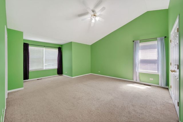 2743 ROURKE Drive 2743, Aurora, IL 60503