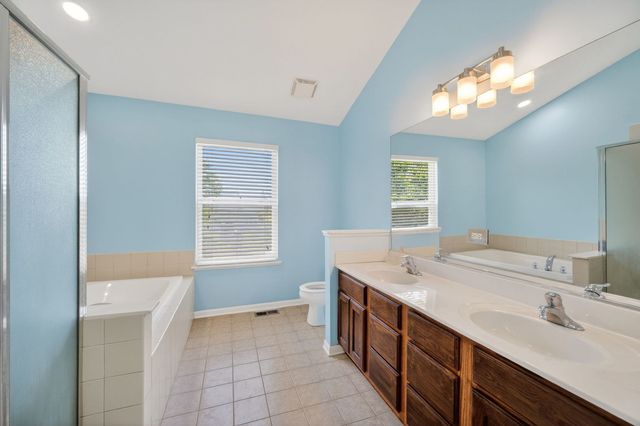 2743 ROURKE Drive 2743, Aurora, IL 60503