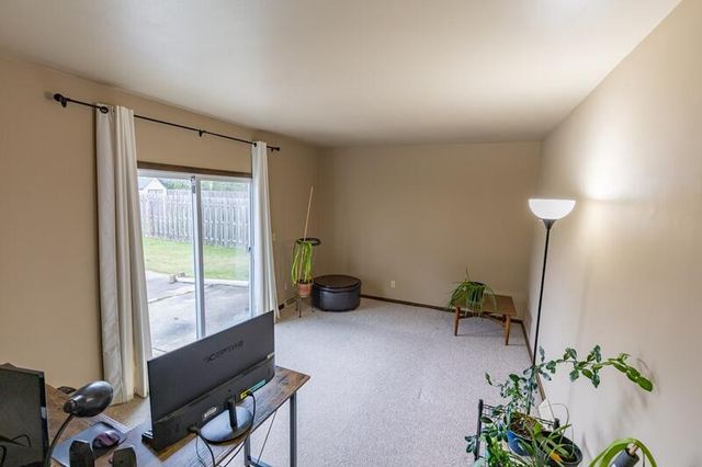 4412 Just COURT, Manitowoc, WI 54220