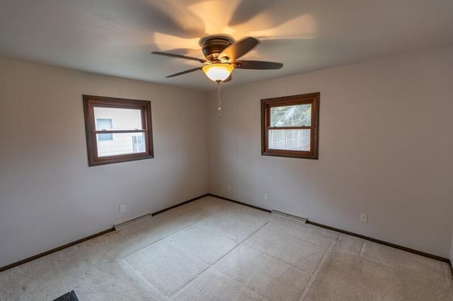 4412 Just COURT, Manitowoc, WI 54220