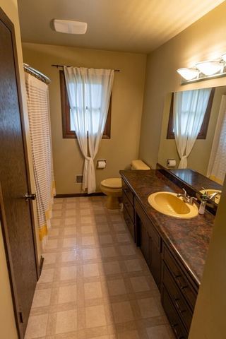 4412 Just COURT, Manitowoc, WI 54220