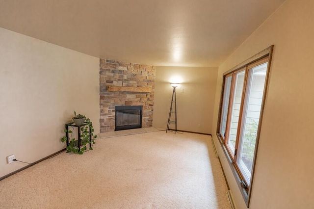 4412 Just COURT, Manitowoc, WI 54220