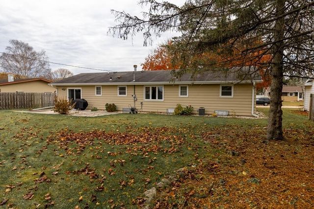 4412 Just COURT, Manitowoc, WI 54220