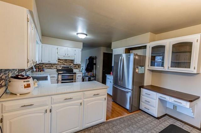 4412 Just COURT, Manitowoc, WI 54220