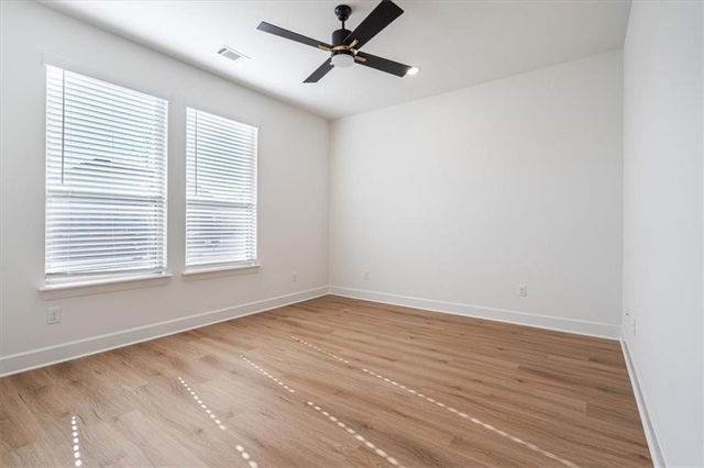 6906 SW Orange Boulevard, Bentonville, AR 72713