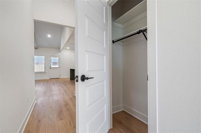 6906 SW Orange Boulevard, Bentonville, AR 72713