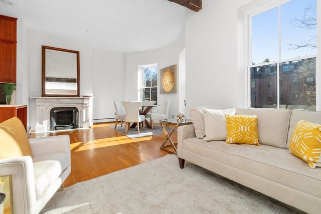 28 Worcester Sq 3, Boston, MA 02118