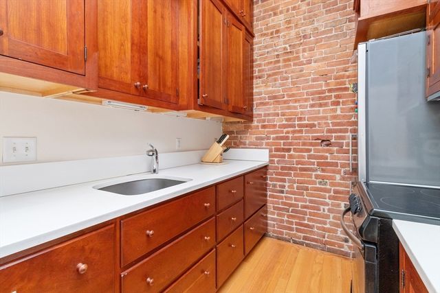 28 Worcester Sq 3, Boston, MA 02118