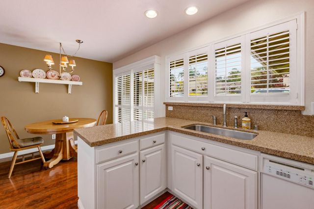 8 Country Club Gate, Pacific Grove, CA 93950