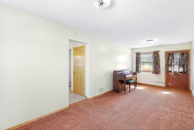 624 109th Lane NE, Blaine, MN 55434