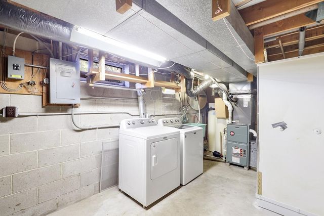 624 109th Lane NE, Blaine, MN 55434