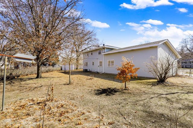 624 109th Lane NE, Blaine, MN 55434