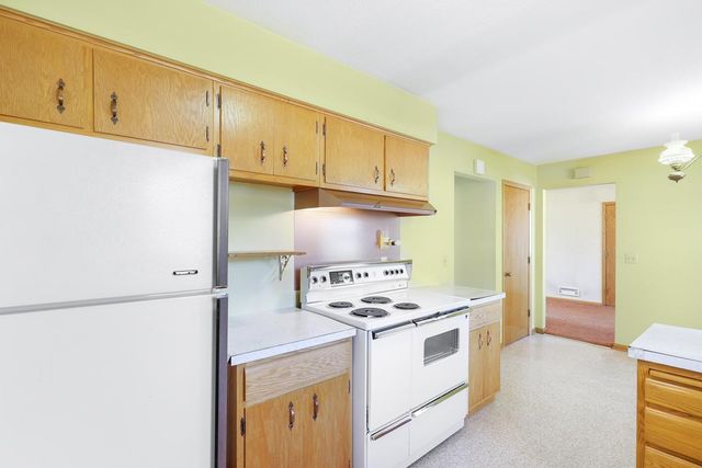 624 109th Lane NE, Blaine, MN 55434